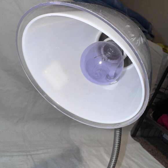 Luminaire Gooseneck Clear Plastic Desk Lamp Organizer Y2K Decor - Picture 3 of 10